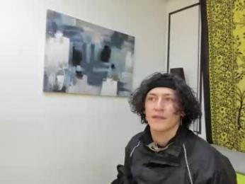 aria_and_orien webcam model stream image