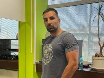 GianniLeo webcam model stream image