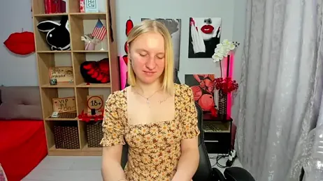 BeautyBlondy webcam model stream image