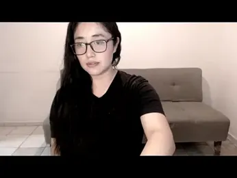 Eanna_ webcam model stream image