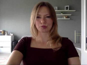 kissMillie webcam model stream image