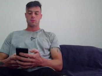 august-laura webcam model stream image