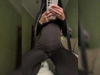 Liana-fit8 webcam bongacams model stream image