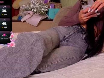 Liana-fit8 webcam model stream image