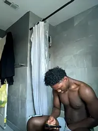 Festivitiesking1 webcam model stream image