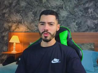 Cameron Pierce webcam model stream image