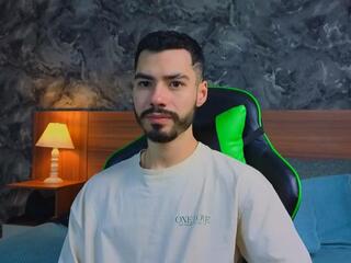 Cameron Pierce webcam model stream image