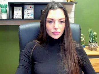 Addisonadore webcam model stream image