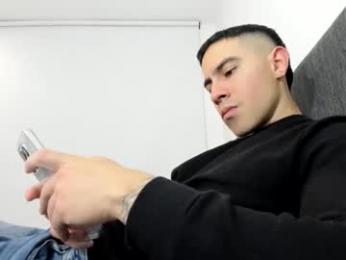 andresjuan92 webcam model stream image