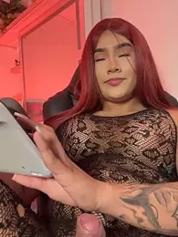 Vale_prado webcam stripchat model stream image