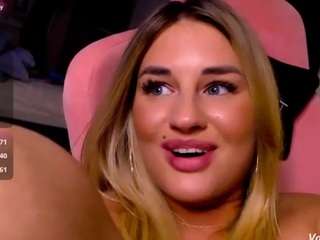 valerywow webcam model stream image