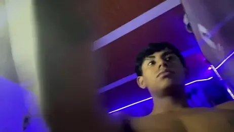 _Billowy_ webcam model stream image