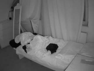 voyeurcam-julmodels-reallife-3 webcam model stream image