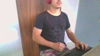 Pablopy00 webcam model stream image