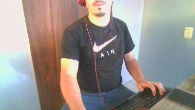 Pablopy00 webcam model stream image