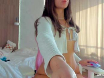 Naomimif webcam model stream image