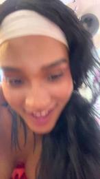 lau_333 webcam model stream image