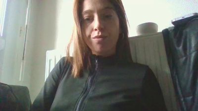 Kamsgirl webcam cam4 model stream image