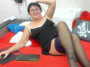 KyliePage1 webcam bongacams model stream image