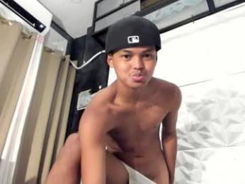 asianhugescott webcam model stream image