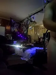 Hotredheadandtoungelasher webcam model stream image