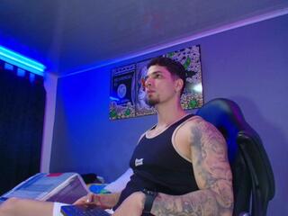 Camilo Alvarezz webcam model stream image