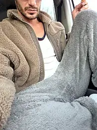 Zeefy webcam model stream image