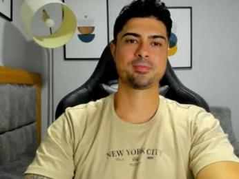 adam_clarke webcam model stream image