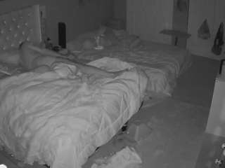 voyeurcam-house-charleys-room webcam model stream image