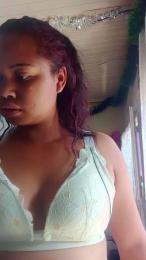 Artinah02 webcam model stream image