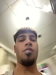 astoperaa webcam model stream image