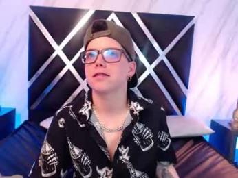 spencerm_ webcam model stream image