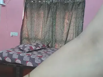 sunitha-3 webcam model stream image