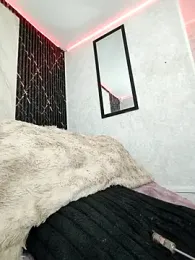 Isis_Hot__ webcam model stream image