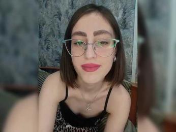 kiska-kira webcam model stream image