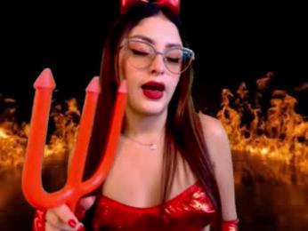 pleasure_vibes023 webcam model stream image