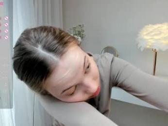 sunnivagaillard webcam model stream image