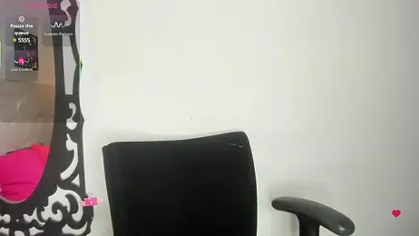 Lola_Blondie webcam model stream image