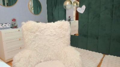 ElisaBaxter webcam model stream image