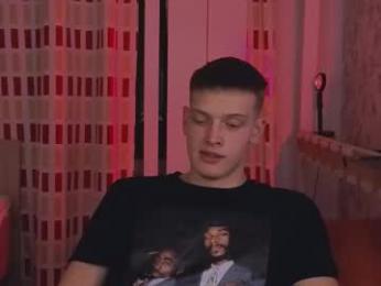 yrshela webcam model stream image