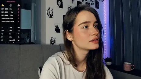 lovelyalivia webcam model stream image