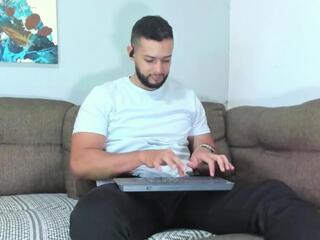 Calix Snake webcam model stream image