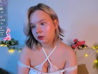 large_ocean webcam model stream image