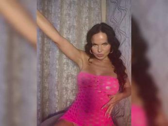 Kirakedi webcam model stream image