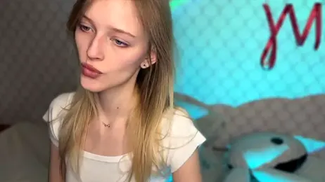 Evvie_Summn1 webcam model stream image