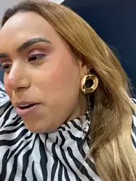 Jullyanaximeness webcam model stream image