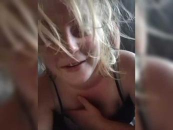 DemonenokAda webcam model stream image