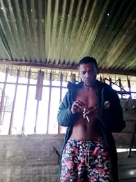 Capsuleeee webcam model stream image