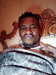 Capsuleeee webcam model stream image