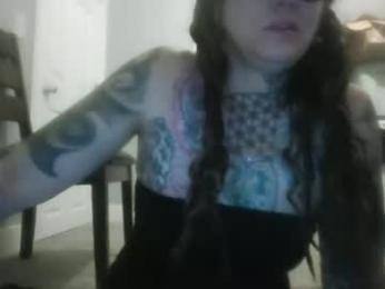 misshoneybadger333 webcam model stream image